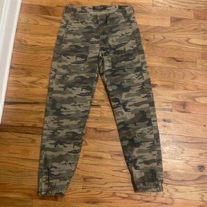 Camo jeans